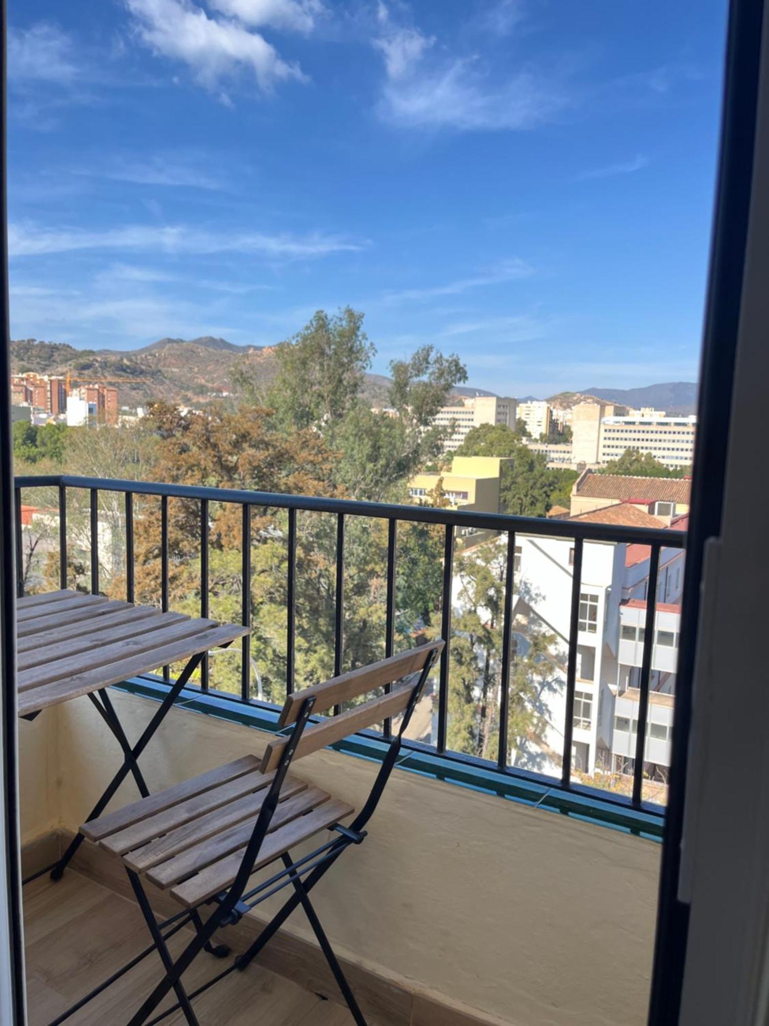 Cosy Trinidad Lägenhet Málaga Exteriör bild